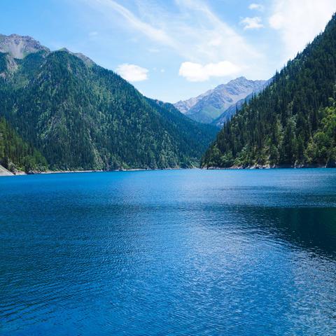 少女3完整版:探索青春边缘的成长之路,引领你重拾少女心的奇幻冒险