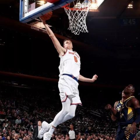 (曙光英雄人物介绍大全)曙光英雄人物：勇敢无畏的救世主与无私奉献的灵魂导师