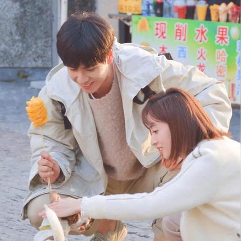 (风暴大陆胡冰卿游戏)风暴大陆上,胡冰卿与团队并肩作战,誓言捍卫家园和平与正义 (风暴大陆胡冰卿游戏)风暴大陆上,胡冰卿与团队并肩作战,誓言捍卫家园和平与正义