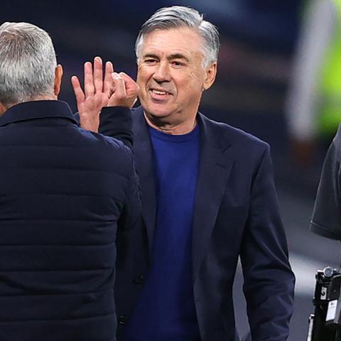 (绿茵金牌王)探寻足球世界:《绿茵王牌9号》的背后故事