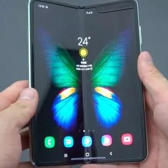 解决电脑黑屏闪烁问题的全面指南:从硬件检查到软件调试的详细步骤 解决电脑黑屏闪烁问题的全面指南:从硬件检查到软件调试的详细步骤