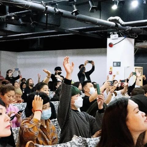 (命题作文《遇见》写作指导)遇见作文600字：一次深入浅出的写作能力和思维方式解读