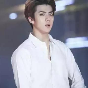 跳舞的线饭制版本大全：探寻背后的设计思路与创新精神，精彩解析制作过程与摩登审美