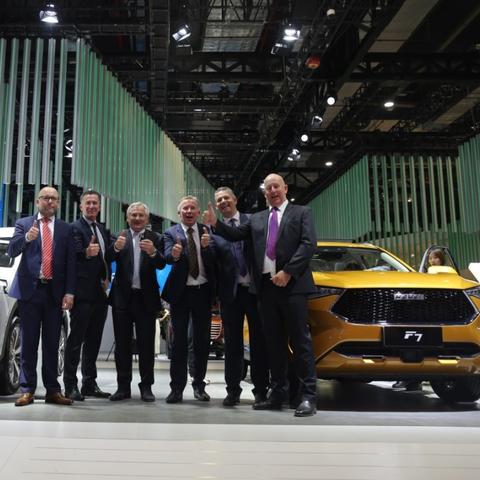 (进击堡垒视频)探索无奶玩法：进击的堡垒无奶策略解析