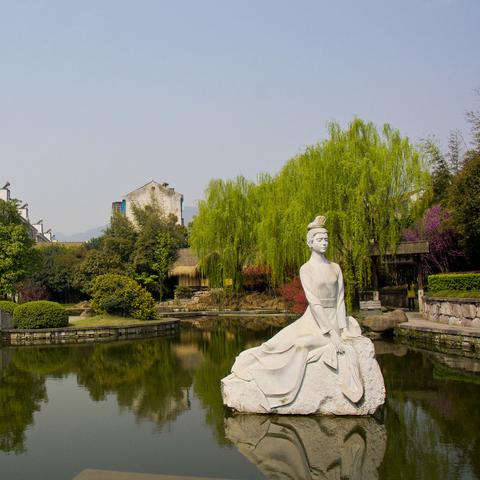 (春秋战国时期文化表现形式)春秋战国时期社会制度、文化艺术与军事发展的内容分析