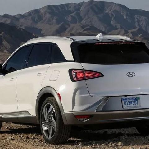 (ffcell破解版)最新版FF破解游戏大全及攻略推荐，让你玩转全新体验!