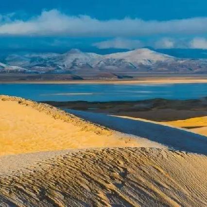 在虚拟世界开展英雄之旅：勇者探险类游戏对青少年身心发展的影响