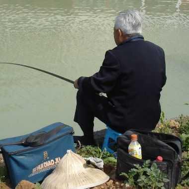 (欢乐钓鱼大师全部图鉴)欢乐钓鱼大师：放松心情，享受大自然的乐趣和挑战