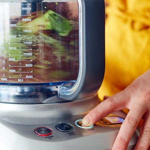 (大菠萝和难挑的鳄梨)大菠萝被围攻：历史悠久的鳄梨椰子果实如何赢得胜利？