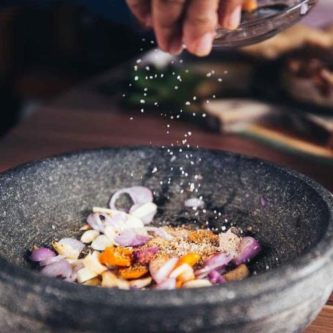 (大菠萝和难挑的鳄梨)大菠萝被围攻:历史悠久的鳄梨椰子果实如何赢得胜利? (大菠萝和难挑的鳄梨)大菠萝被围攻:历史悠久的鳄梨椰子果实如何赢得胜利?