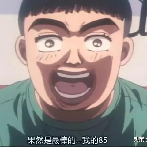 全民狂热：全民赛车比赛，激情与速度交相辉映，赛场上的无尽竞争与挑战