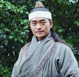 (穿越刘琦娶蔡氏)刘琦穿越开局:独步山河征服蔡夫人的传奇征程 (穿越刘琦娶蔡氏)刘琦穿越开局:独步山河征服蔡夫人的传奇征程