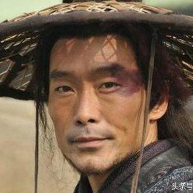 天罡地煞联手，宋江与卢俊义抓阄决策，精心布局战略攻打两座重要城池的引人入胜历程